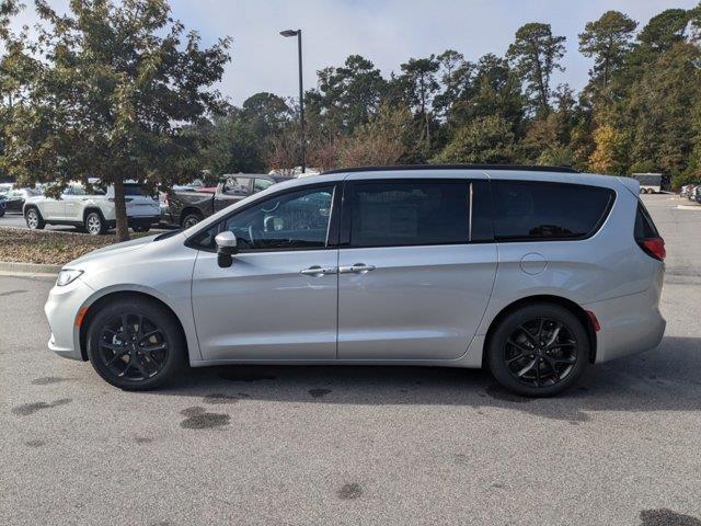 2023 Chrysler Pacifica PACIFICA TOURING L