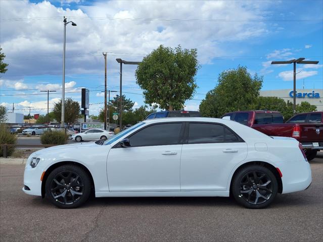 2023 Chrysler Chrysler 300 300 TOURING