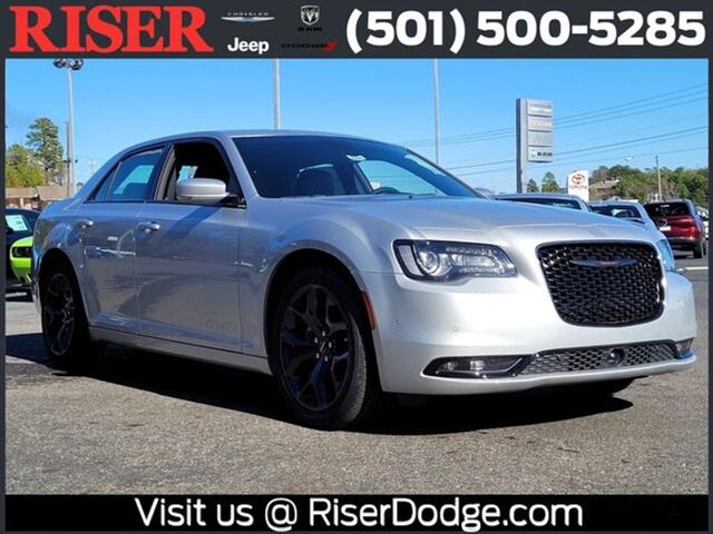 2023 Chrysler Chrysler 300 300S V6