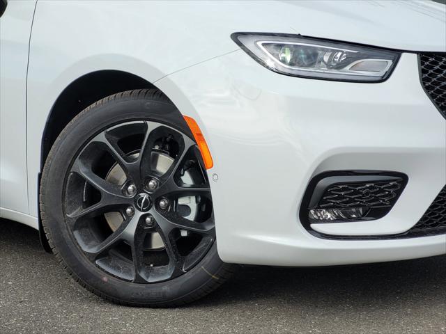 2023 Chrysler Pacifica PACIFICA LIMITED