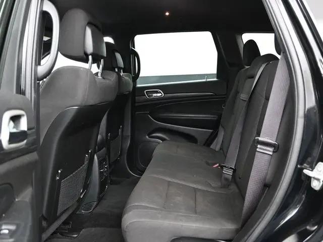 2022 Jeep Grand Cherokee Laredo E 4x4