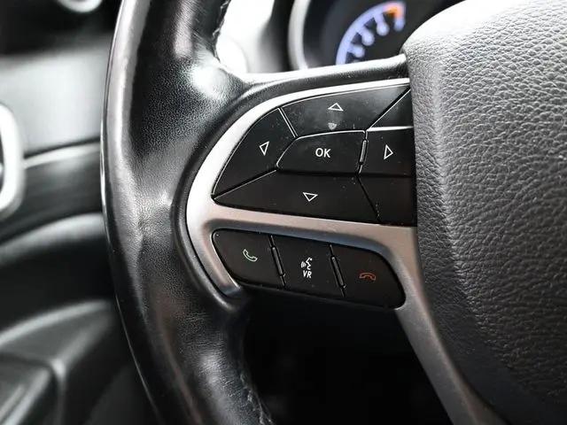 2022 Jeep Grand Cherokee Laredo E 4x4