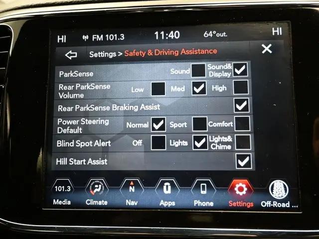 2022 Jeep Grand Cherokee Laredo E 4x4