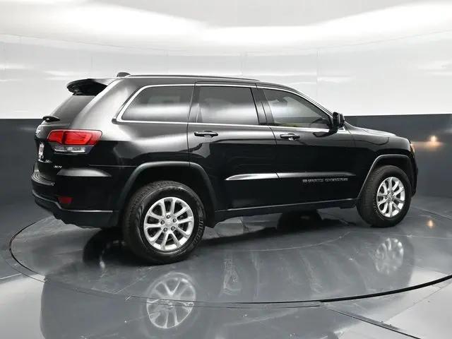 2022 Jeep Grand Cherokee Laredo E 4x4