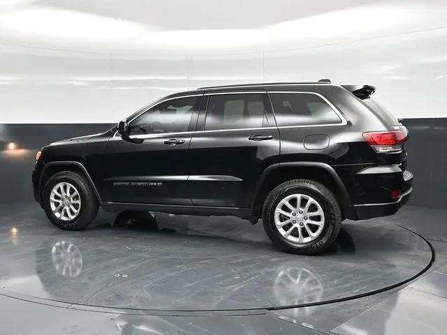 2022 Jeep Grand Cherokee Laredo E 4x4