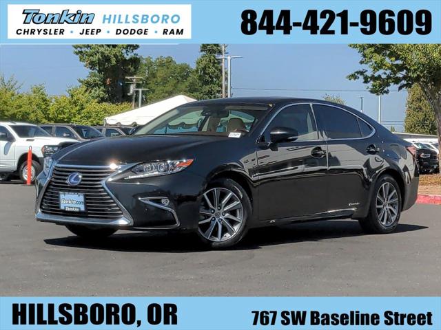 2017 Lexus ES 300h 300h