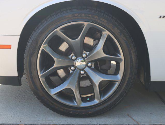 2016 Dodge Challenger R/T Plus