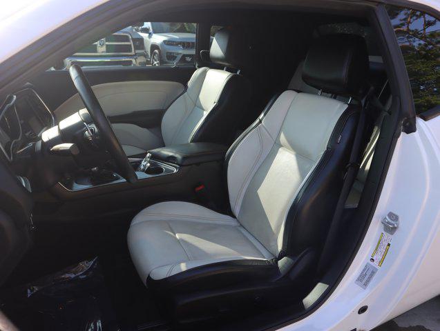2016 Dodge Challenger R/T Plus