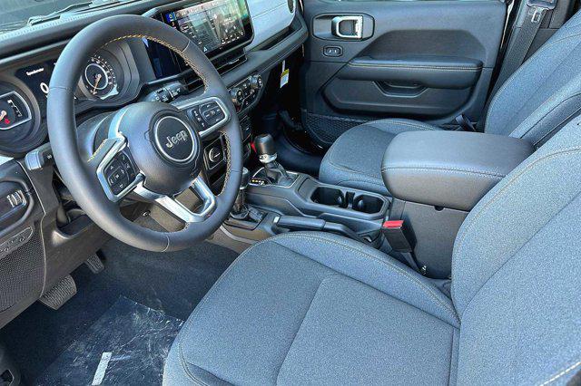 2024 Jeep Wrangler 4-Door Sahara 4x4