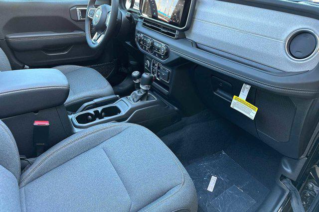 2024 Jeep Wrangler 4-Door Sahara 4x4
