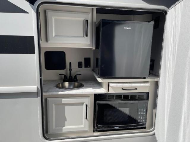 2024 Ford F-53 Unknown