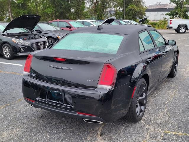 2023 Chrysler Chrysler 300 300 TOURING L RWD