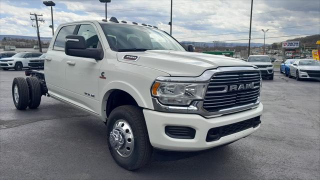 2024 RAM Ram 3500 Chassis Cab RAM 3500 LARAMIE CREW CAB CHASSIS 4X4 60 CA