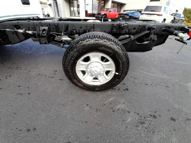 2024 RAM Ram 3500 Chassis Cab RAM 3500 TRADESMAN CHASSIS REGULAR CAB 4X4 60 CA