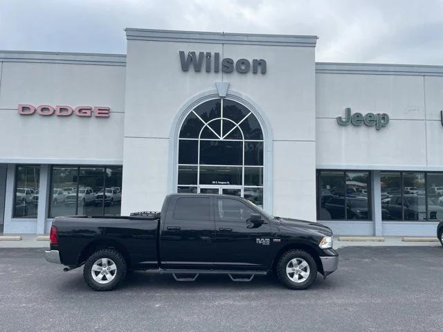 2021 RAM 1500 Classic SLT Crew Cab 4x4 64 Box