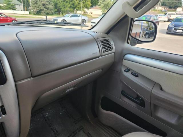 2005 Mercury Mountaineer Sport Utility 4D