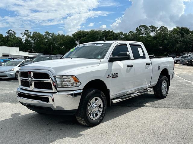 2017 RAM 2500 Tradesman Crew Cab 4x4 64 Box