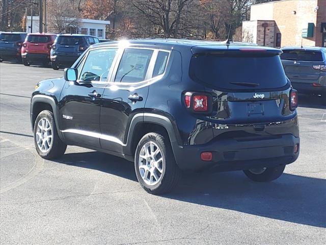 2023 Jeep Renegade RENEGADE LATITUDE 4X4