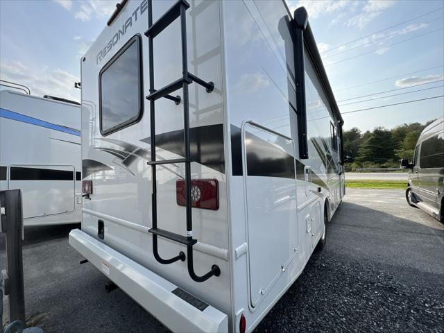 2023 Ford F-53 29D