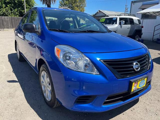 2012 nissan versa sv sedan 4d