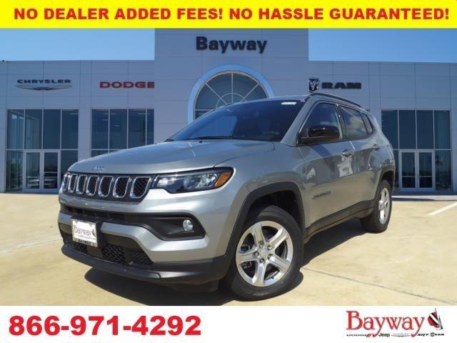 2023 Jeep Compass COMPASS LATITUDE 4X4