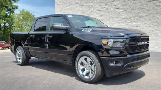 New 2024 Ram 1500 Tradesman 4x4 Crew Cab 5'7