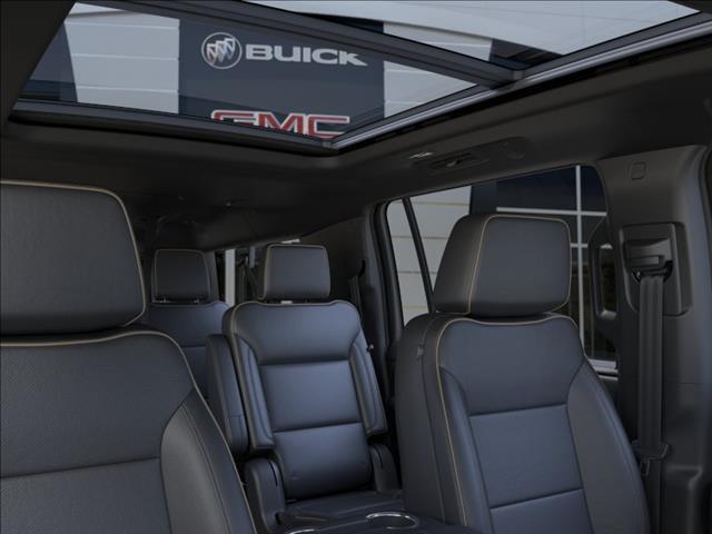 2023 GMC Yukon XL 4WD SLT