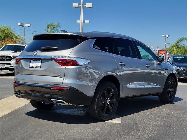 2024 Buick Enclave Essence AWD 21