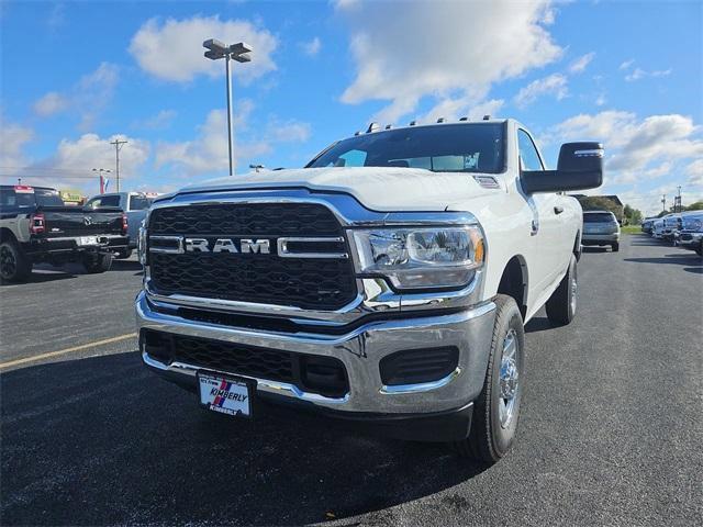2024 RAM Ram 3500 RAM 3500 TRADESMAN REGULAR CAB 4X4 8 BOX