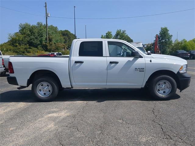 2023 RAM Ram 1500 Classic RAM 1500 CLASSIC TRADESMAN CREW CAB 4X4 57 BOX