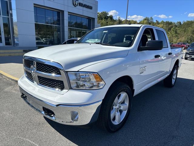 2023 RAM Ram 1500 Classic RAM 1500 CLASSIC TRADESMAN CREW CAB 4X4 57 BOX