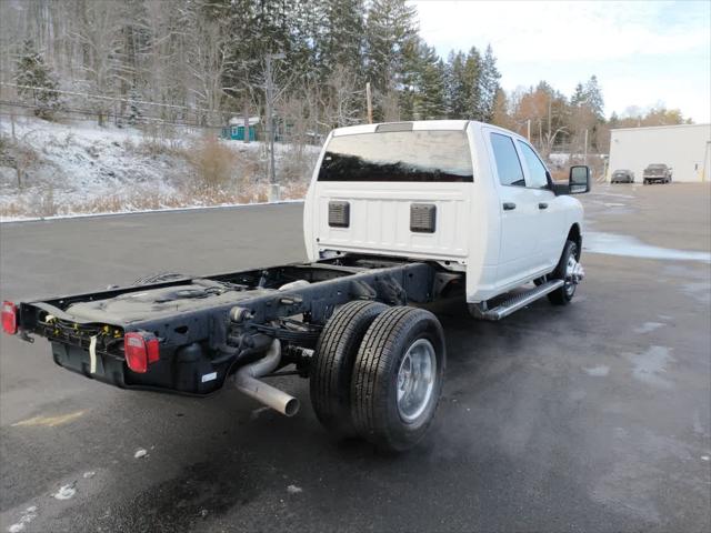 2024 RAM Ram 3500 Chassis Cab RAM 3500 TRADESMAN CREW CAB CHASSIS 4X4 60 CA