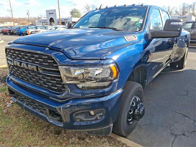 2024 RAM Ram 3500 RAM 3500 BIG HORN CREW CAB 4X4 8 BOX