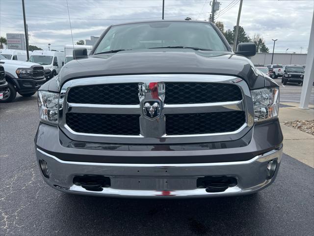 2023 RAM Ram 1500 Classic RAM 1500 CLASSIC TRADESMAN CREW CAB 4X4 57 BOX