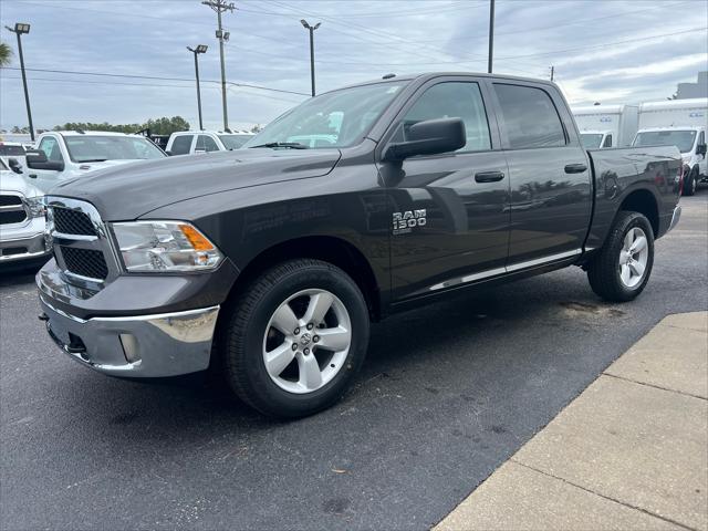 2023 RAM Ram 1500 Classic RAM 1500 CLASSIC TRADESMAN CREW CAB 4X4 57 BOX