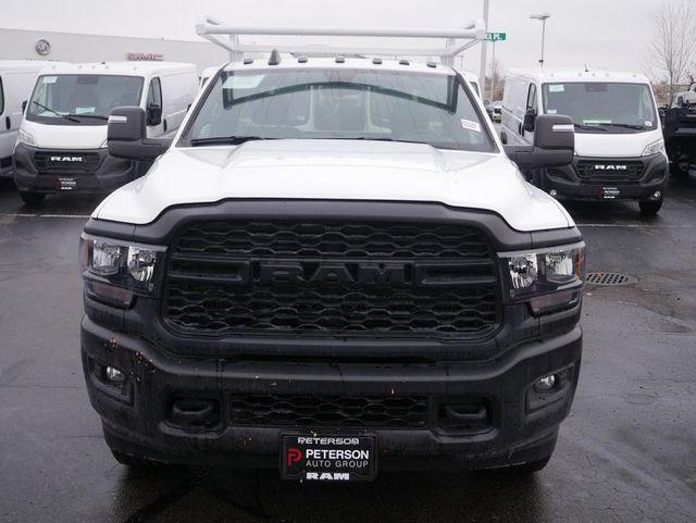 2023 RAM Ram 3500 Chassis Cab RAM 3500 TRADESMAN CHASSIS REGULAR CAB 4X4 60 CA