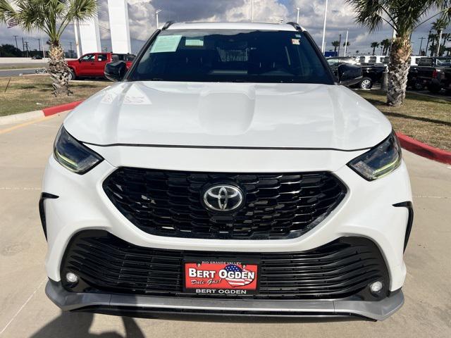 2022 Toyota Highlander XSE 2022 Toyota Highlander XSE