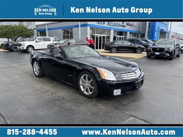 2004 Cadillac XLR Standard