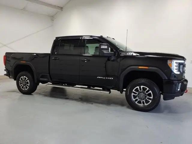 2023 GMC Sierra 2500HD 4WD Crew Cab Standard Bed AT4