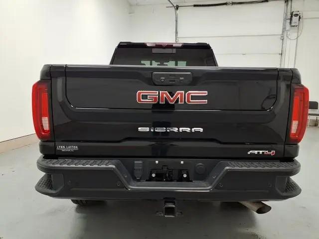 2023 GMC Sierra 2500HD 4WD Crew Cab Standard Bed AT4