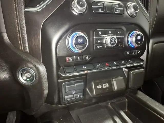 2023 GMC Sierra 2500HD 4WD Crew Cab Standard Bed AT4