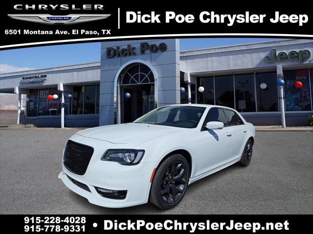 2023 Chrysler Chrysler 300 300 TOURING L RWD