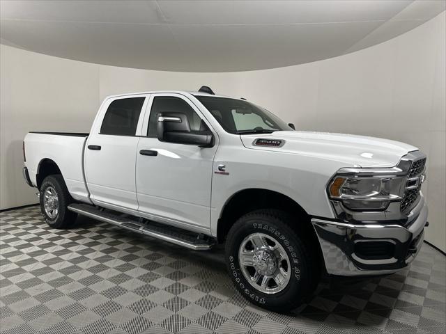 2024 RAM Ram 3500 RAM 3500 TRADESMAN CREW CAB 4X4 64 BOX