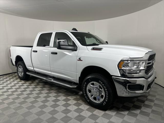 2024 RAM Ram 3500 RAM 3500 TRADESMAN CREW CAB 4X4 64 BOX