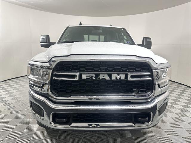 2024 RAM Ram 3500 RAM 3500 TRADESMAN CREW CAB 4X4 64 BOX