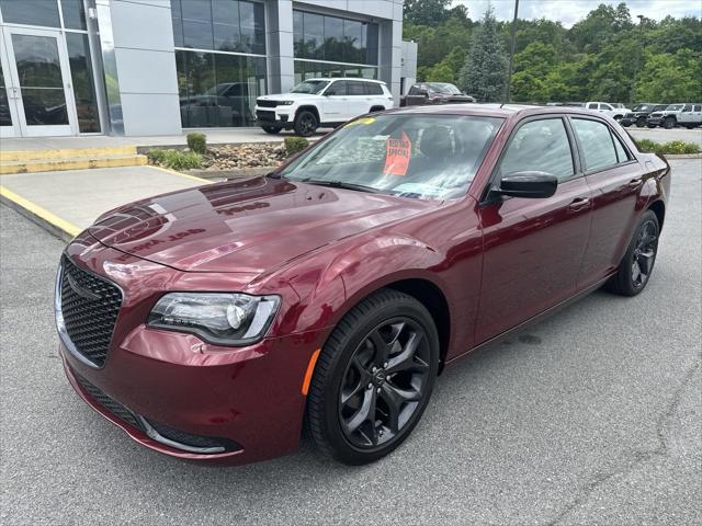 2023 Chrysler Chrysler 300 300 TOURING