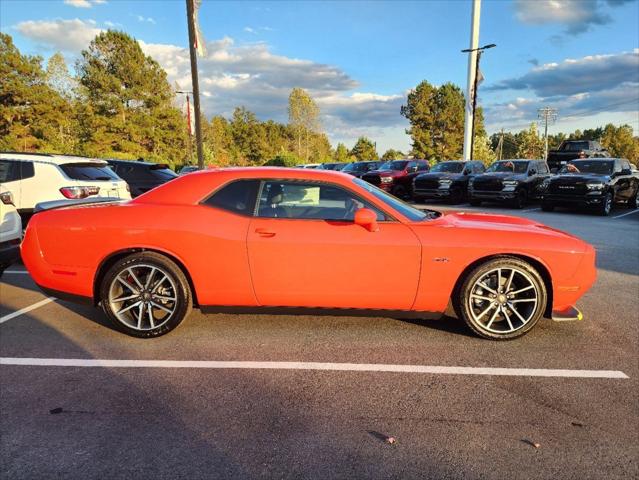 2023 Dodge Challenger CHALLENGER R/T