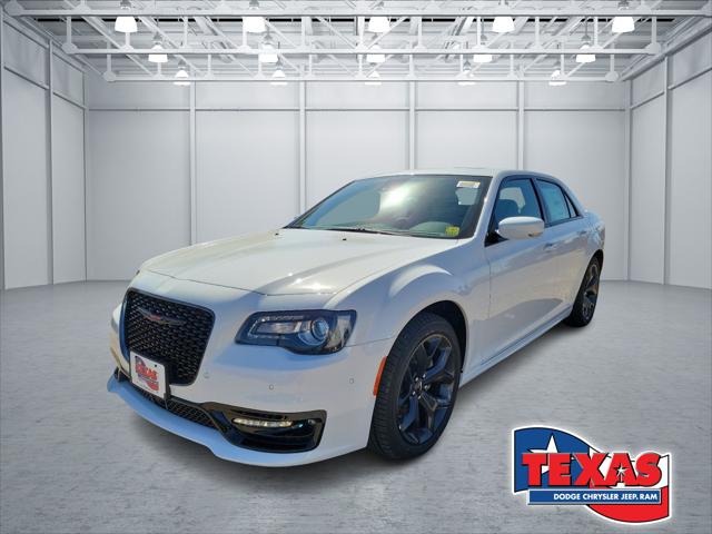 2023 Chrysler Chrysler 300 300S V8