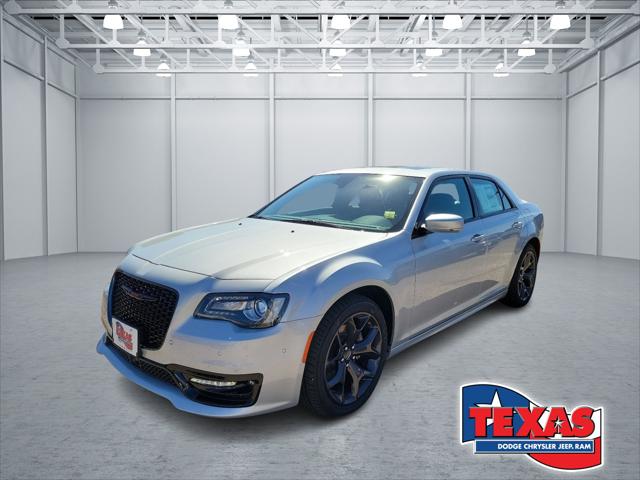 2023 Chrysler Chrysler 300 300S V8