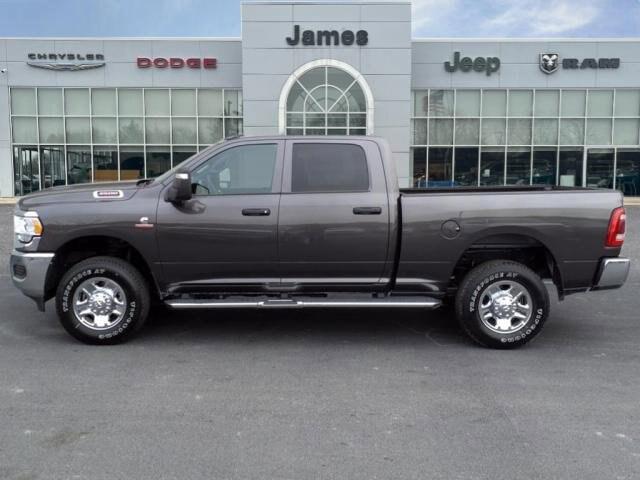 2024 RAM Ram 3500 RAM 3500 TRADESMAN CREW CAB 4X4 64 BOX